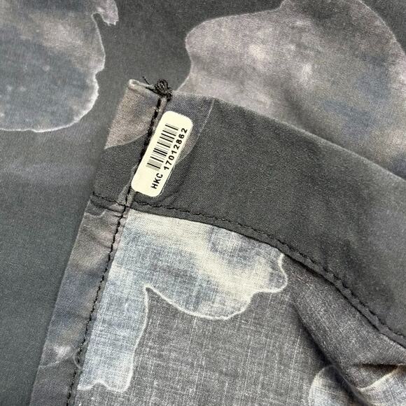 Descendant of Thieves Floral Long Sleeve Button Down Shirt Size Ash Black Size L - Picture 7 of 12